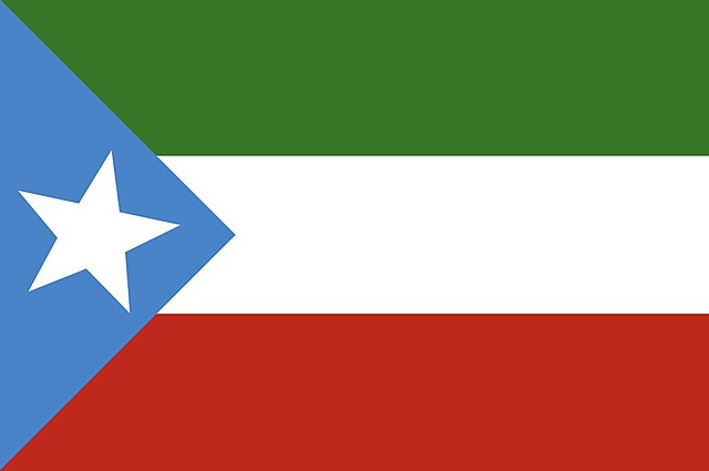 640px-Somali_State_original_flag.jpg