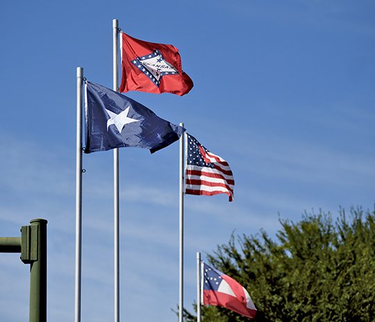 86066905_HS-Flags1-10-5_t600.jpg