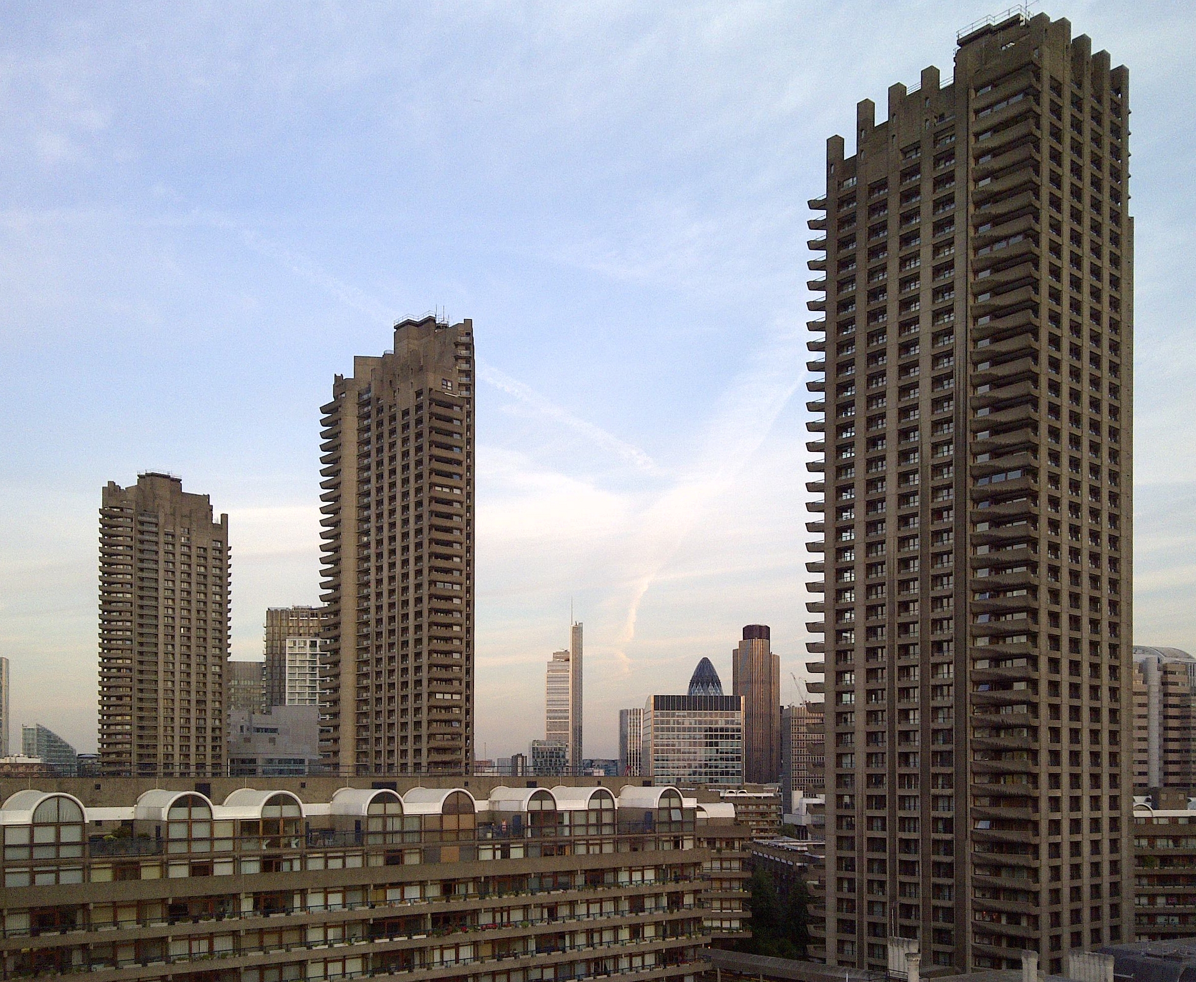 Barbican_towers.jpg