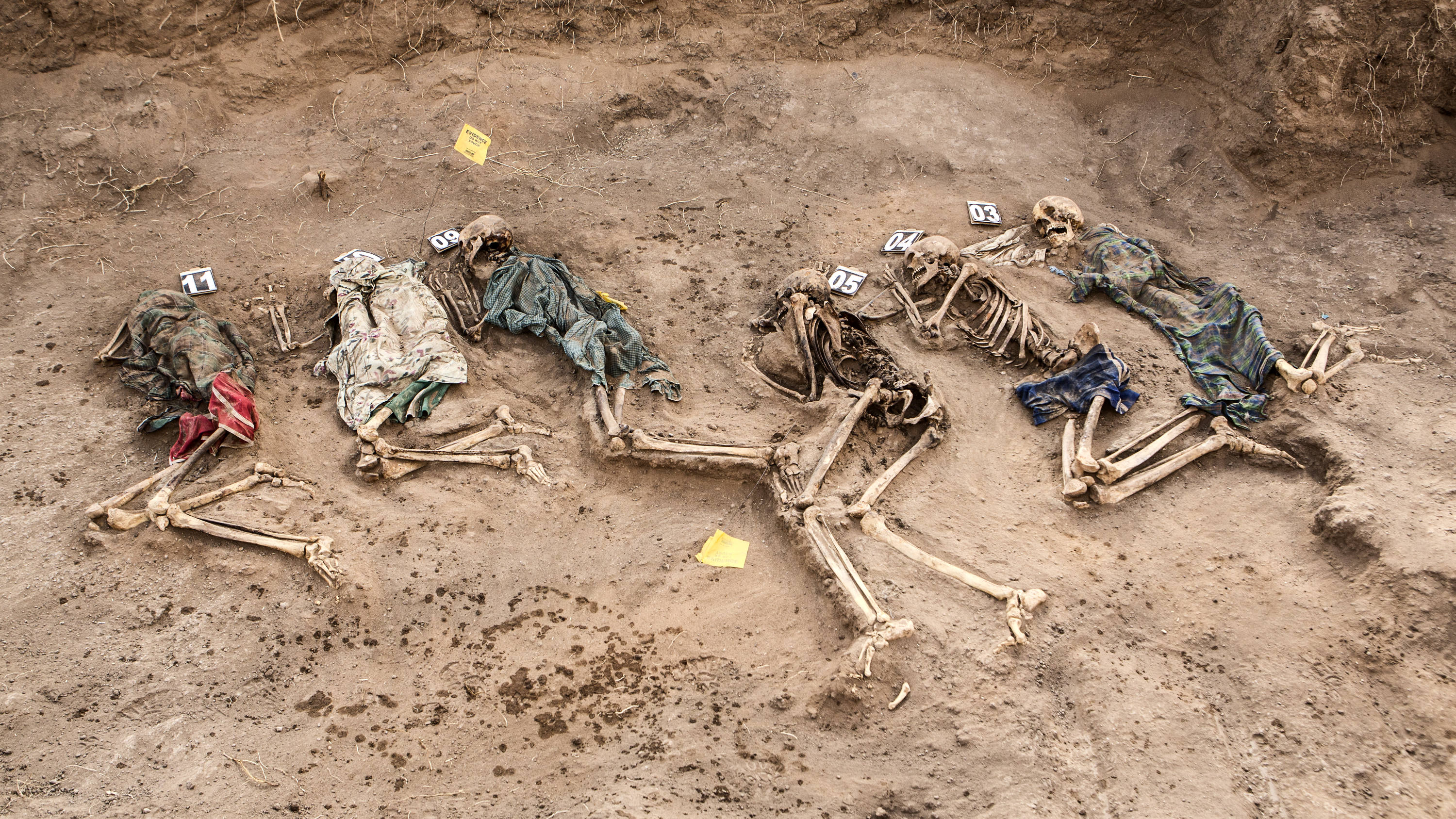 Exhumed_remains_of_victims_Isaaq_genocide.jpg