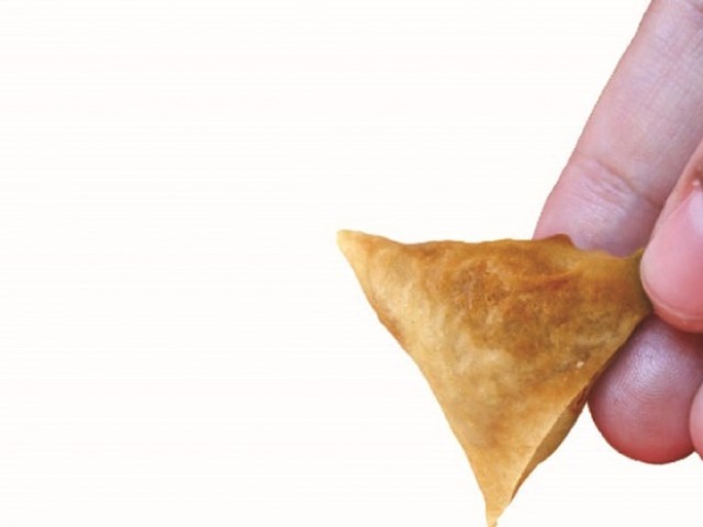 915466-samosa-1436158766-337-640x480.jpg