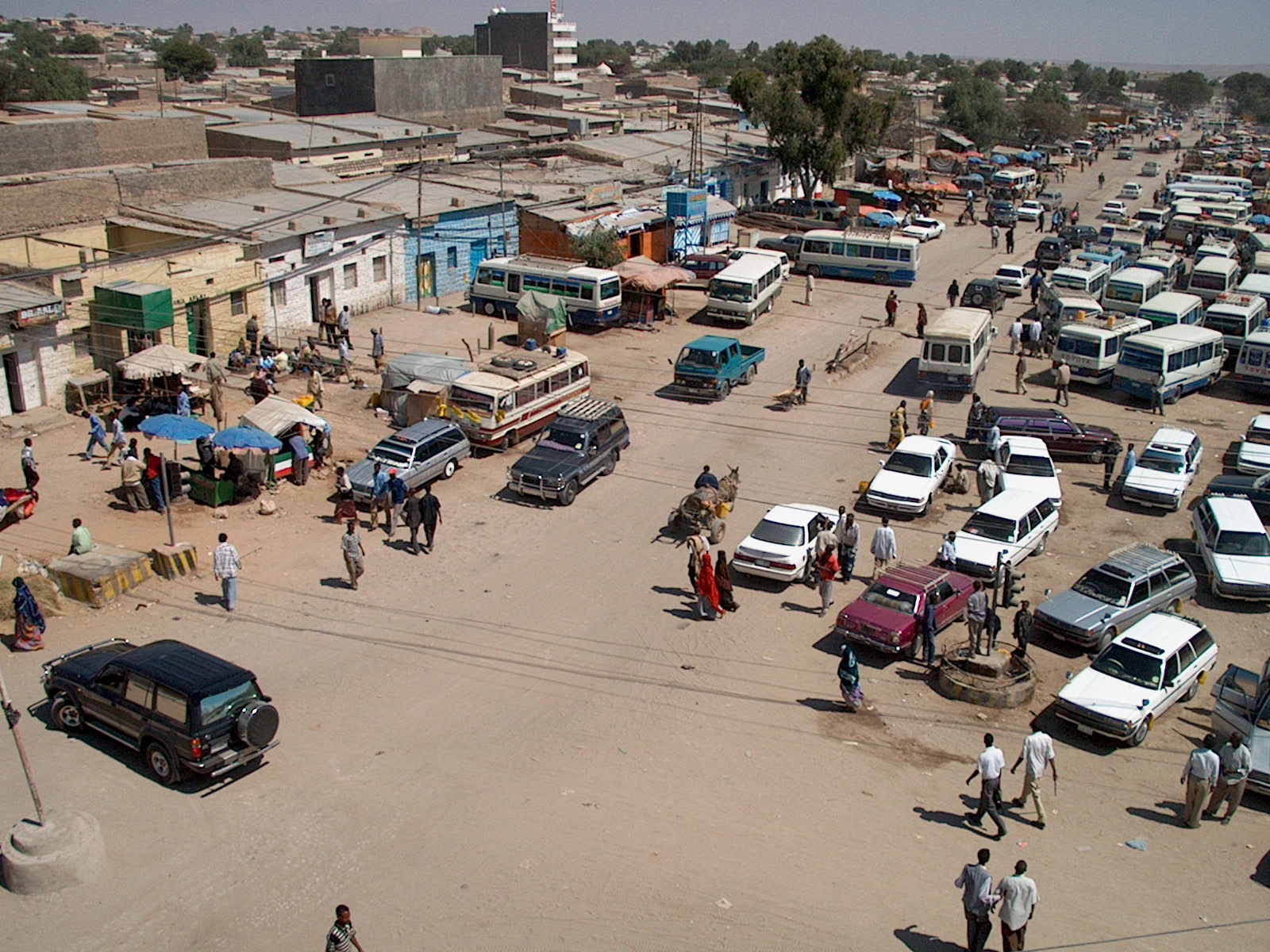 Hargeisa_street_3.JPG