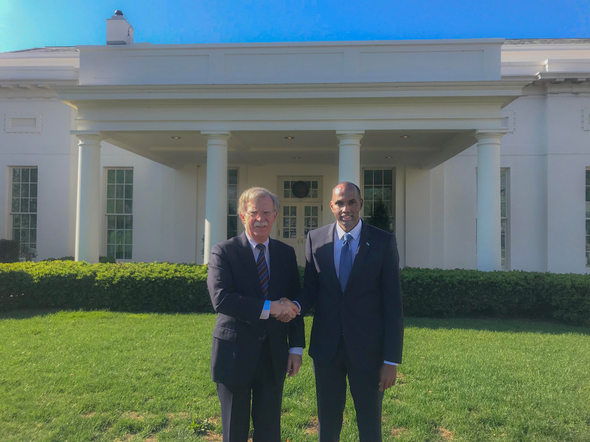 D3z3mK4XkAA4HbG.jpg:large